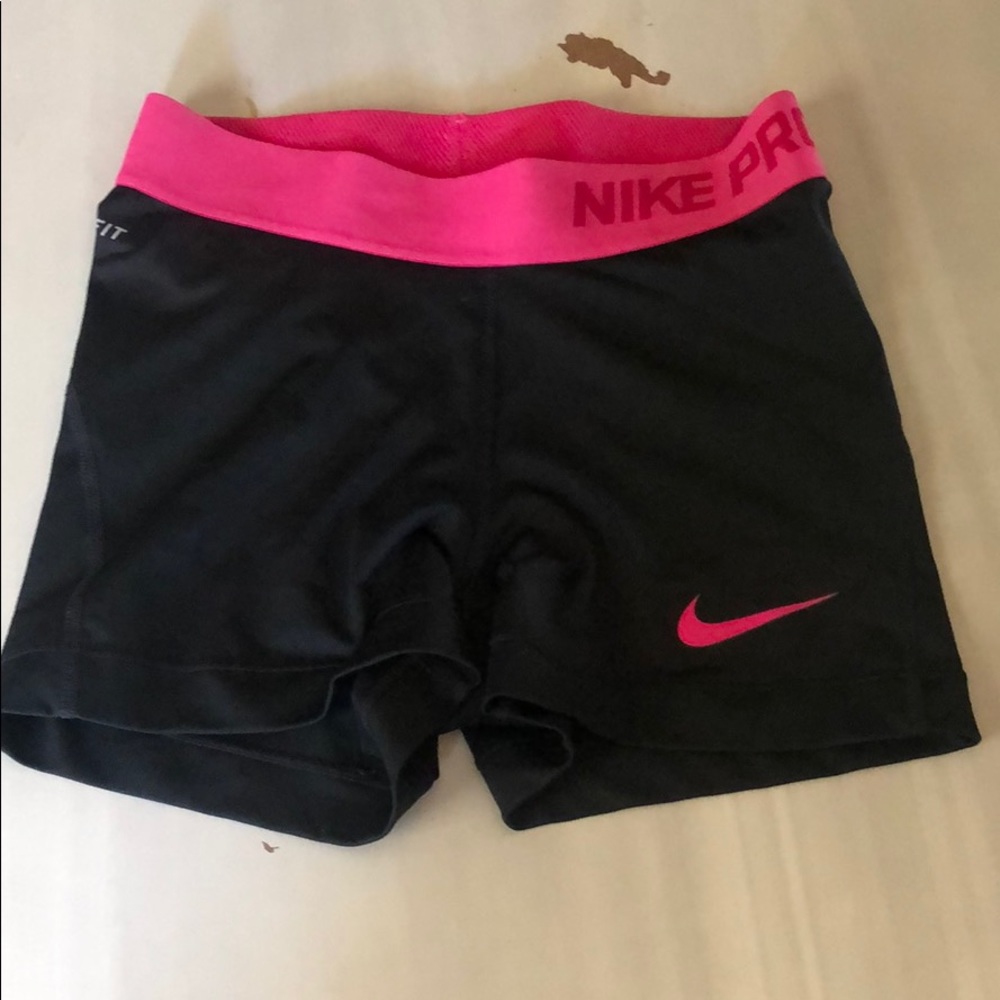 Nike pro fit XS